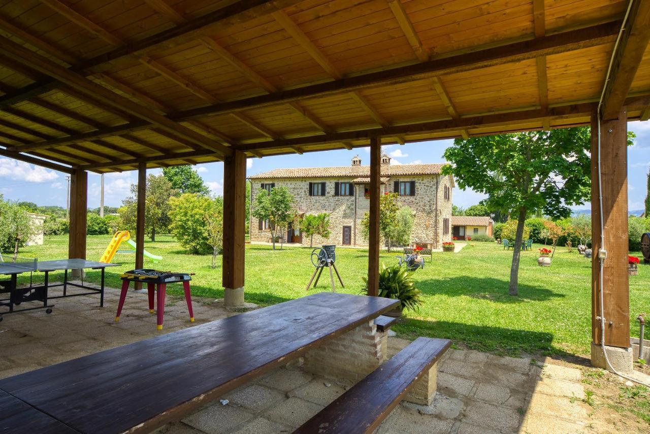 Agriturismo Le Terre Del Casale Асизи Екстериор снимка