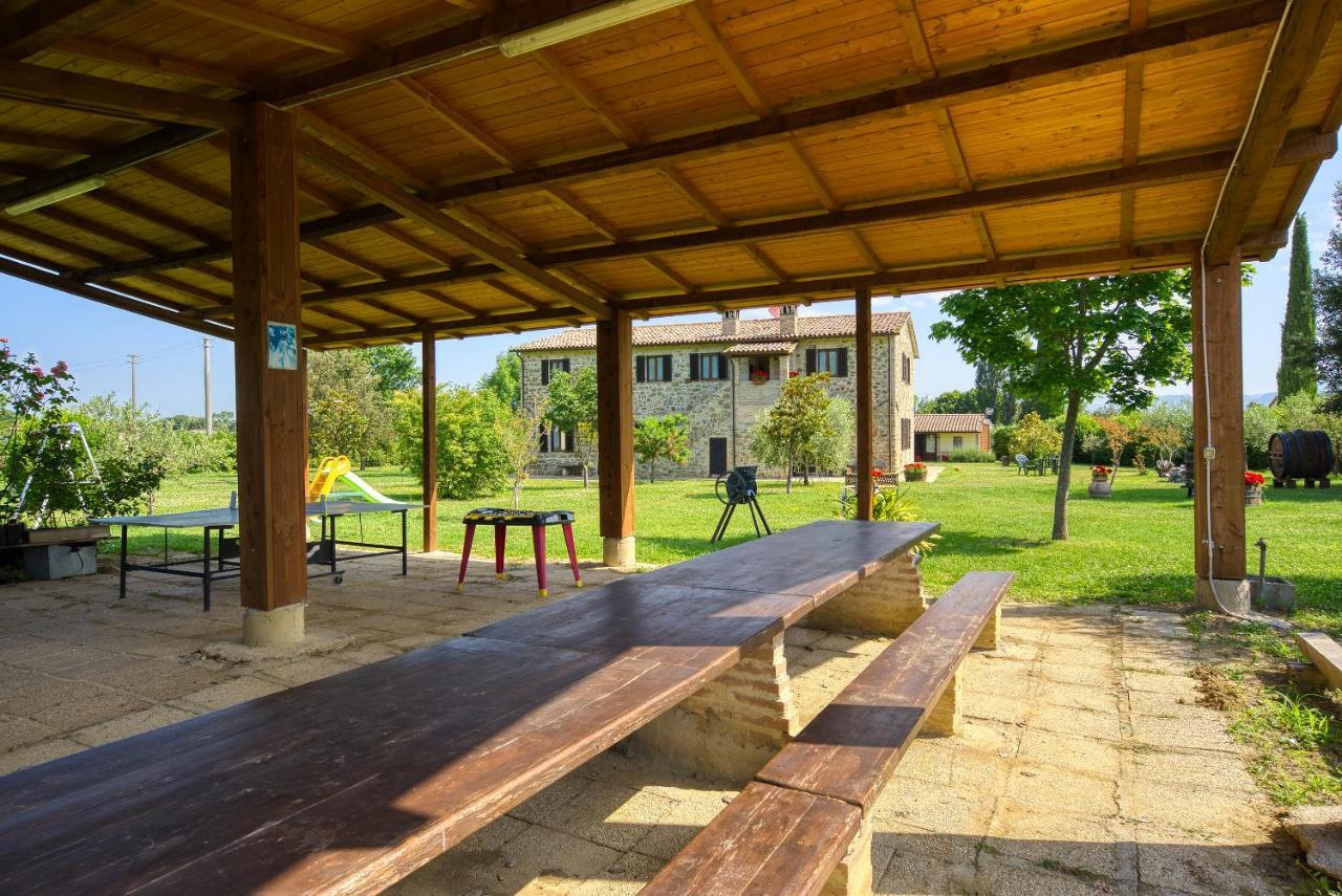 Agriturismo Le Terre Del Casale Асизи Екстериор снимка