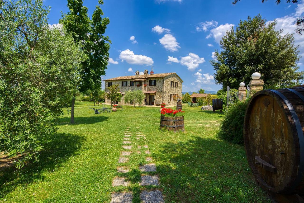 Agriturismo Le Terre Del Casale Асизи Екстериор снимка