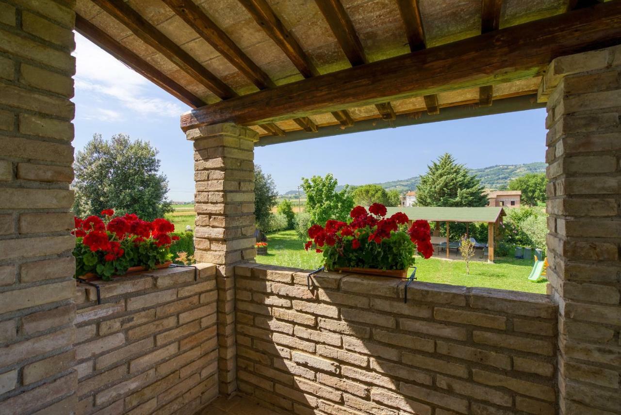Agriturismo Le Terre Del Casale Асизи Екстериор снимка